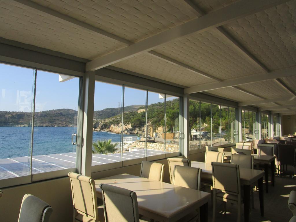Club Mackerel Holiday Village Foça Eksteriør bilde