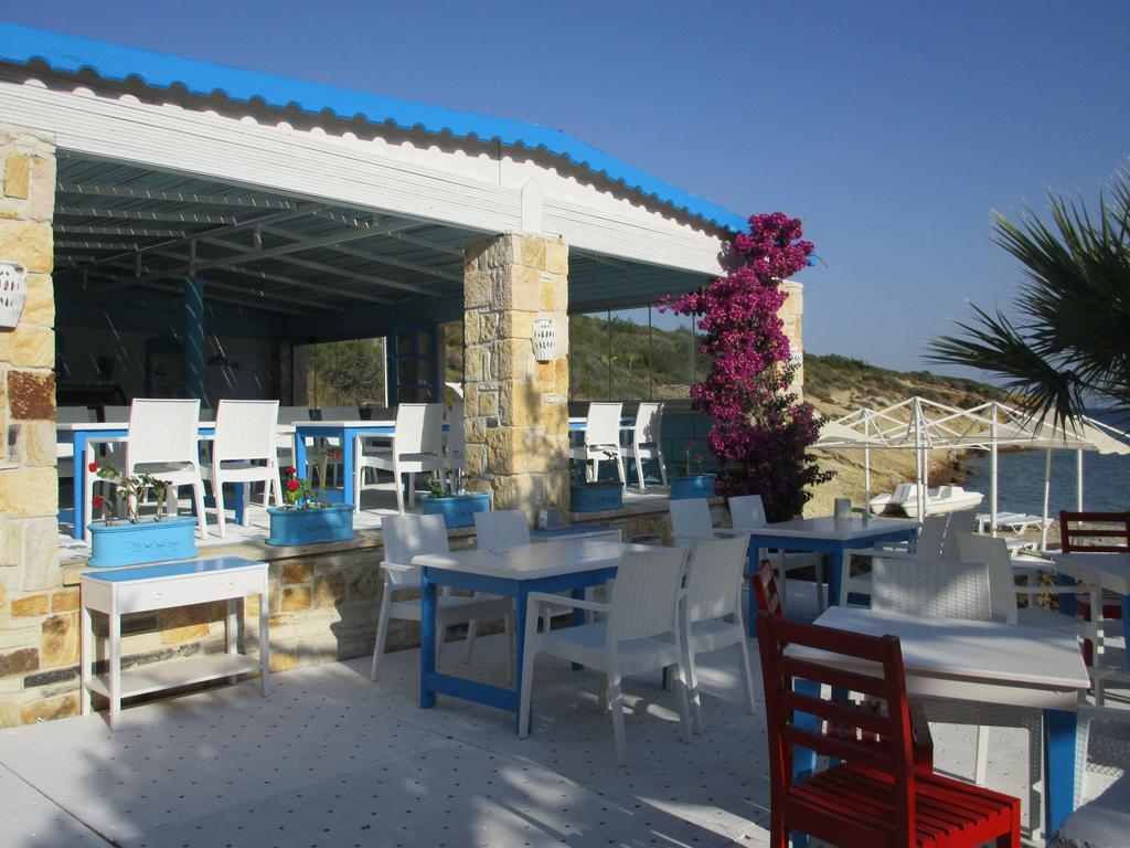 Club Mackerel Holiday Village Foça Eksteriør bilde
