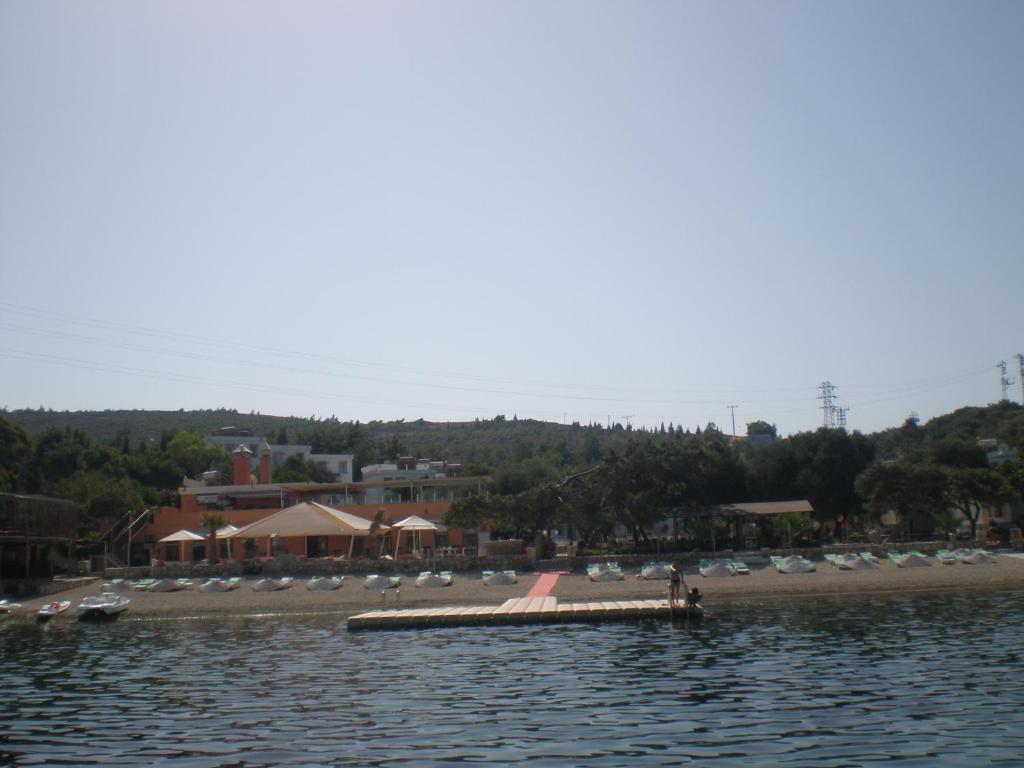 Club Mackerel Holiday Village Foça Eksteriør bilde
