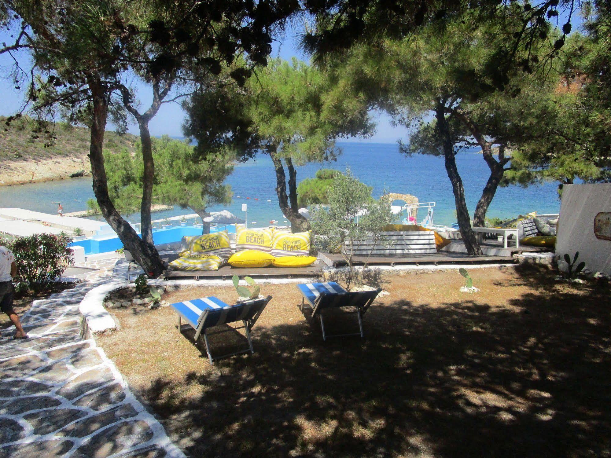 Club Mackerel Holiday Village Foça Eksteriør bilde